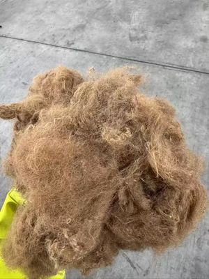 Giá tốt. Polyester Staple Fiber 0.7D × 32mm Kháng co lại cao Khả năng chống cháy cho vật liệu xây dựng và công nghiệp trực tuyến