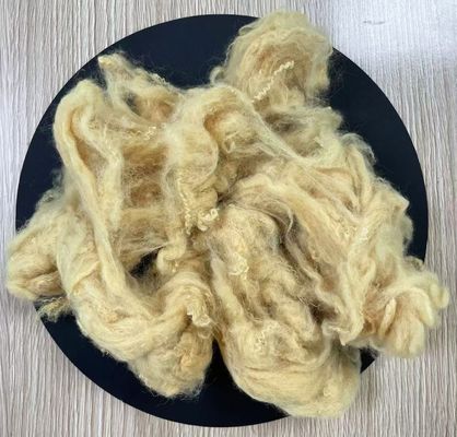 Giá tốt. Sợi Staple Polyester tái chế 2.5D 51mm Goose Yellow trực tuyến