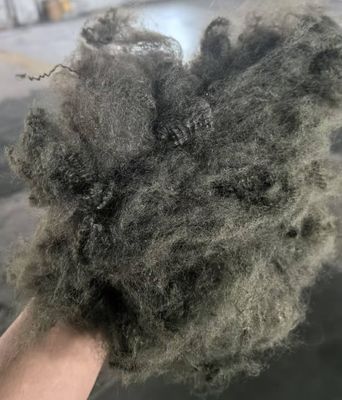 Giá tốt. Sợi Staple Polyester tái chế 6D 51mm Cà phê xanh Thấm nước thấp trực tuyến