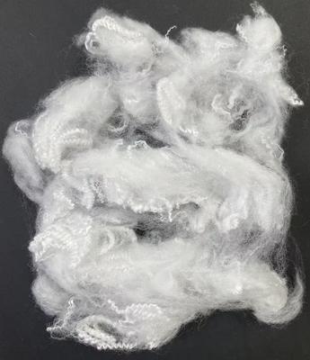 Giá tốt. Xơ polyester tái chế 2.5D 51mm Khả năng thấm hút cao trực tuyến