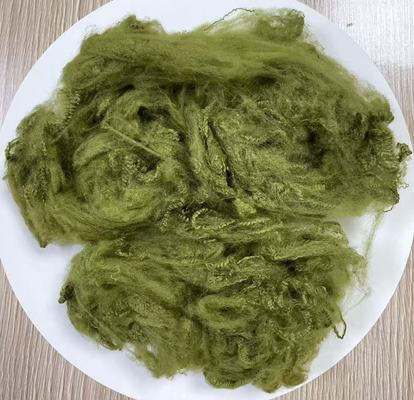 Giá tốt. Recycled Polyester Staple Fiber with 255-265°C Melting Point in Bright Army Green and High Wrinkle Resistance trực tuyến