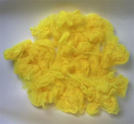 Giá tốt. Recycled Polyester Staple Fiber with 20-40% Elongation 32-152mm Cut Length and 0.15-0.3% Oil Content trực tuyến