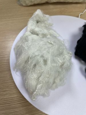 Giá tốt. Sợi nhựa polyester 0.7D × 32mm, Điểm nóng chảy 110-260 °C Sợi dệt tổng hợp trực tuyến