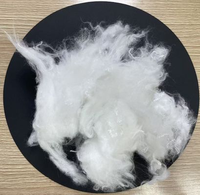 Giá tốt. Sợi làm mát màu trắng Sợi Staple Polyester 1.5D 38mm Độ bền cao trực tuyến