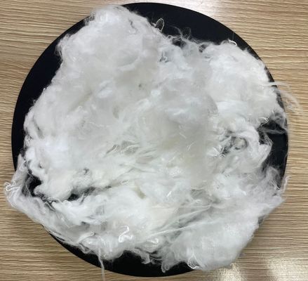 Giá tốt. Sợi polytrimethylene tereph thalate 100% Sợi PTT 1,5D 38mm trực tuyến