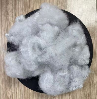 Giá tốt. Xơ polyester tái chế 15D 64mm Trắng thô trực tuyến