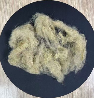 chất lượng Xơ polyester tái chế 6D 64mm Màu be nhà máy sản xuất