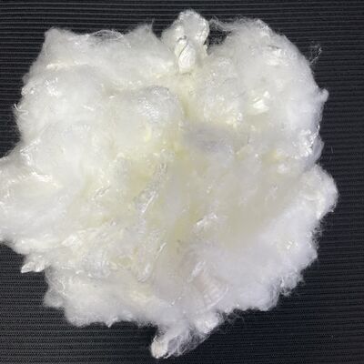 Giá tốt. Sợi Acrylic sáng cao 1.2D * 38MM,Vật liệu nguyên liệu dệt chống tĩnh cho dệt may & vải không dệt trực tuyến